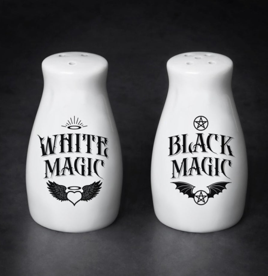 Salt and Pepper Set Black/White Magic