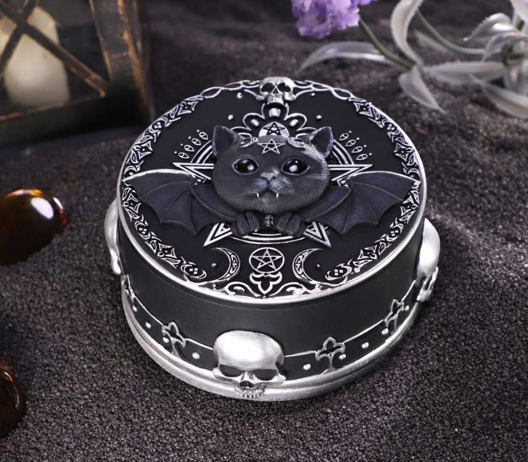 Malpuss Trinket Box