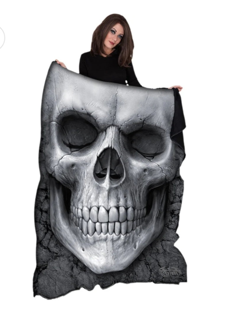 Spiral Direct Solemn Skull Throw