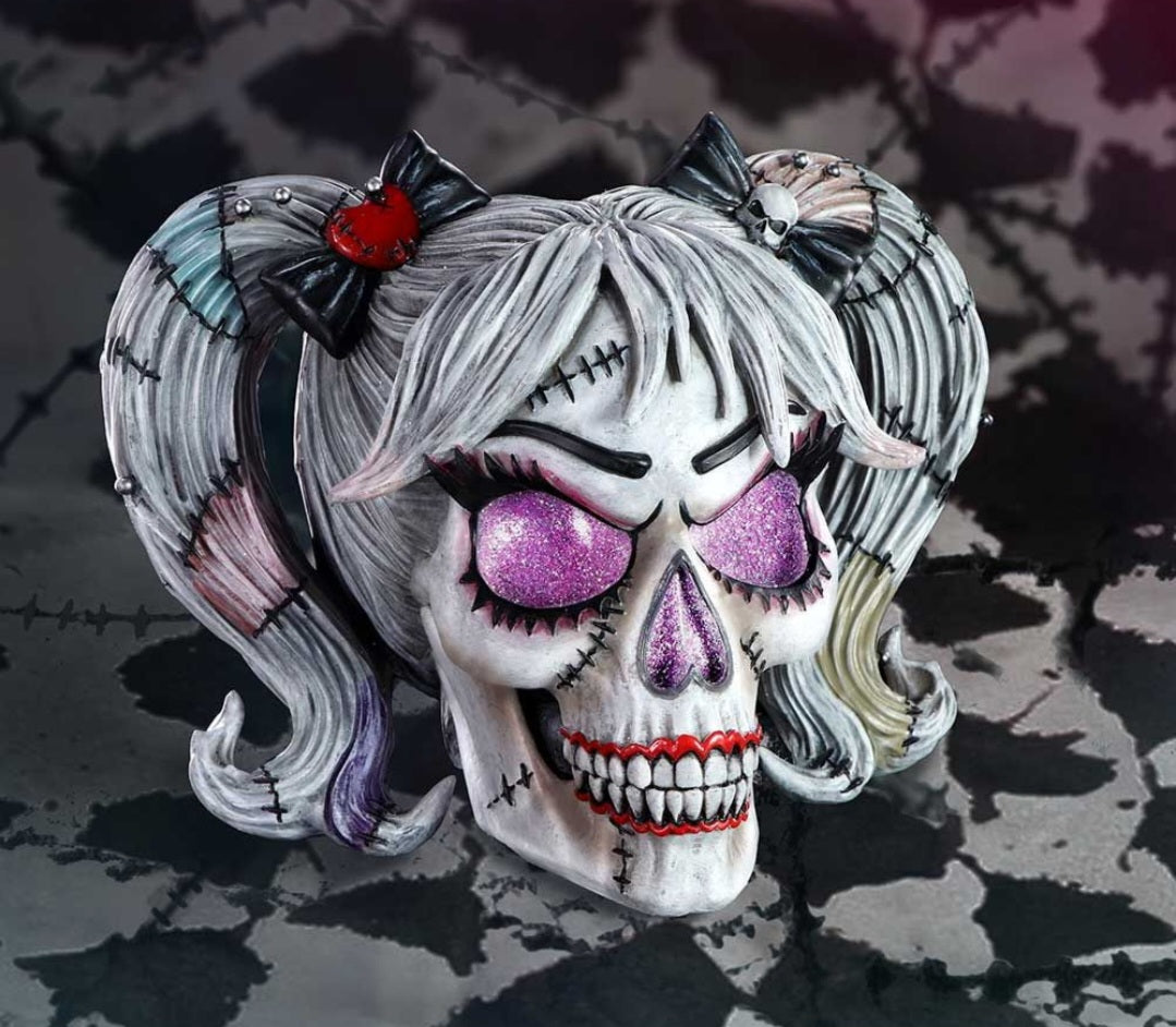 Drop Dead Gorgeous Pins & Needles Skull